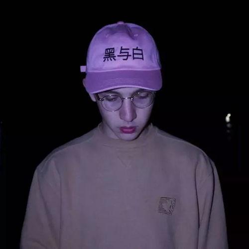 网红吃瓜头像男生霸气,揭秘网络红人魅力背后的故事